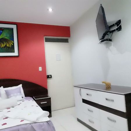 Boton De Oro Hotel Tambopata Exteriör bild